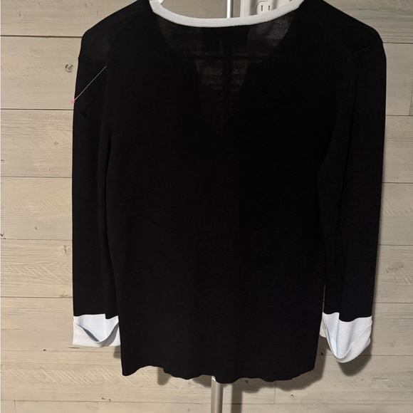 Tailor B. Moss Black and White Button Down Shirt with Cuffed Sleeves - Picture 3 of 4